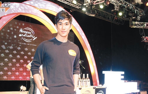 Aarif Lee Arrested for Drunk Driving thumbnail