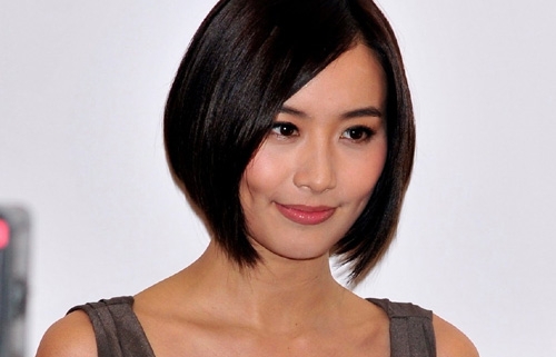 Fala Chen Suffers Facial Paralysis; Will Take Hiatus From TVB and Rest in USA thumbnail