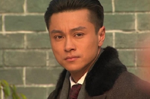 Raymond Wong’s Hot Body Excites Female Masses and Spurs Comparisons to Leslie Cheung thumbnail