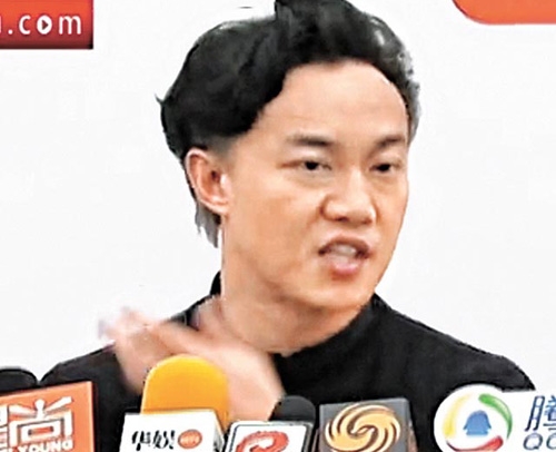 Eason Chan Taunts Leo Ku, Joey Yung, and Raymond Lam Over Undeserved JSG Music Wins thumbnail