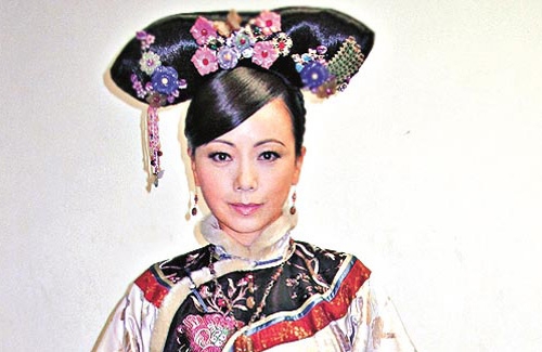 Sheren Tang To Film “War and Beauty 2″ in February; Unable to Accept Lesbian Theme thumbnail