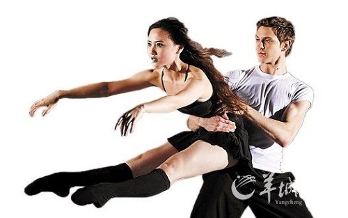 Rebecca Zhu Denies Cheating on Ukranian Boyfriend With Clayton Li thumbnail