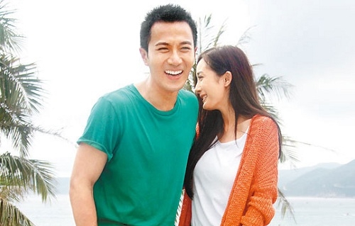 Yang Mi, Hawick Lau, and Chrissie Chau in Hot Love Triangle thumbnail