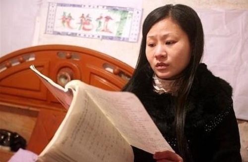Devoted Andy Lau Fan Saves Virginity for 20 Years: “I Want to Have His Baby!” thumbnail