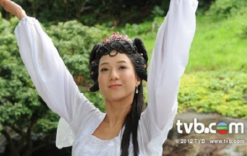 Linda Chung’s Bed Scene Generates Heated Discussion thumbnail