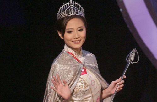 2012 Miss Hong Kong Pageant Adds Reality TV Excitement thumbnail