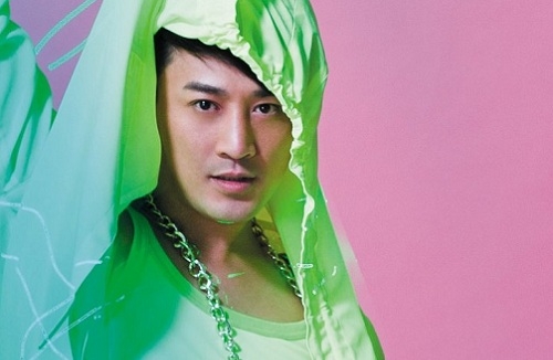 Raymond Lam Shoots 1,000 Photos for New Music Album thumbnail