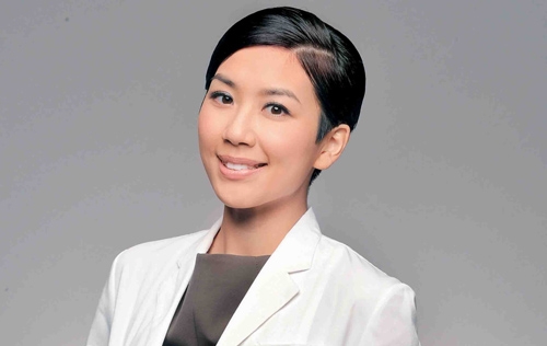 Myolie Wu Says Mandy Wong is a Player thumbnail