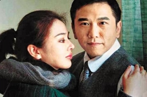 Deric Wan’s Name Slandered by Wen Jiarong; “He Cheated Me of $500,000!” thumbnail
