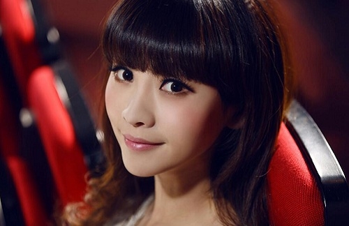 Liu Yan in Tears Over Scandal with Bosco Wong: “I Am not the 3rd Party!” thumbnail