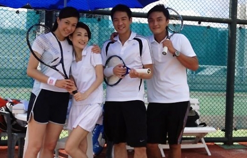 Linda Chung Becomes the Big Sister in “Blissful Ferris Wheel” thumbnail