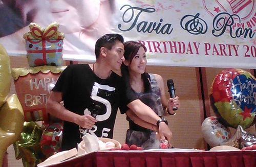 Ron Ng Gives Tavia Yeung a Ring on their Birthdays thumbnail