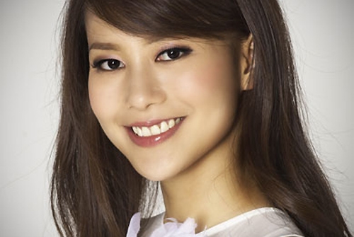 Crystal Li Becoming More Popular Than Christine Kuo thumbnail