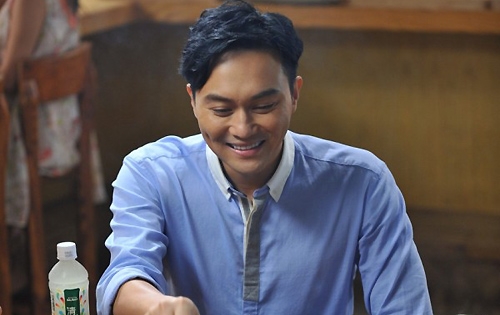 Chilam Cheung Films Ad Despite High Fever thumbnail