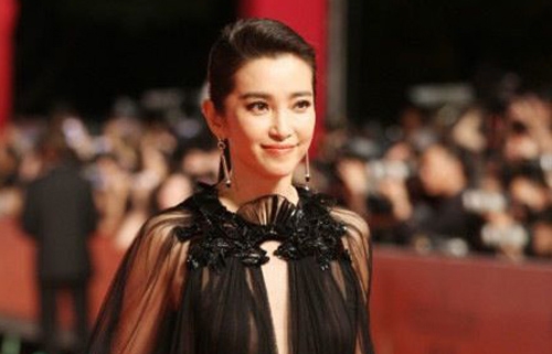 Li Bingbing’s “Resident Evil: Retribution” Shelved in China Due to Anti-Japanese Sentiment thumbnail