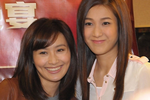 Linda Chung “Pushes” for Album Release With Lingerie Ad thumbnail