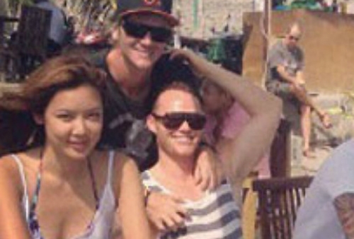 Gaile Lok’s Underwear Photo on Lover’s Bed Emerges thumbnail