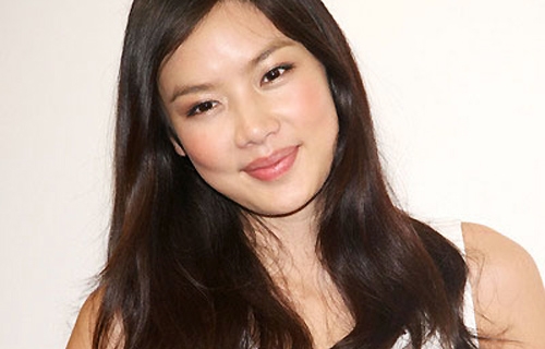 Gaile Lok Laughs Over “Intimate Photos” Exposure thumbnail