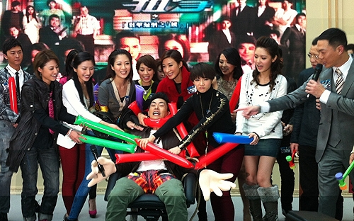 “Friendly Fire” Cast Pokes Fun At Their Car-Shaking Rumors thumbnail