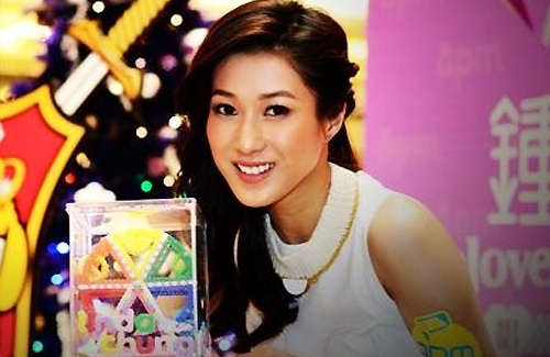 Linda Chung’s Unforgettable Christmas Memories thumbnail