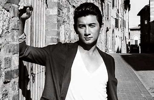 Nicky Wu Finds Joy in Working thumbnail