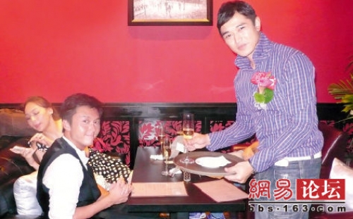 Stephen Huynh Stresses Over New French Restaurant Opening thumbnail