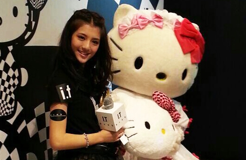Karena Ng Slept in Separate Hotel Room from Raymond Lam thumbnail