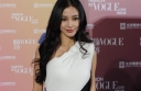 Yu Zheng Invites Angelababy to Play “Little Dragon Girl” thumbnail