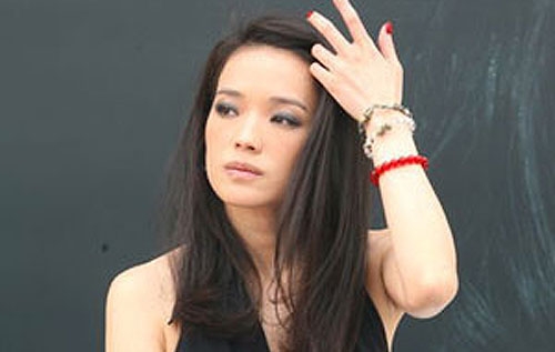 Shu Qi Awarded $130,000 for Illegal Publication of Old Nude Photos thumbnail