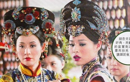 Jessica Hsuan and Myolie Wu Film “King of Ten Thousand Phoenixes” thumbnail