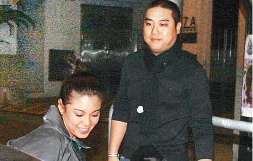 Bernice Liu Caught Dating New Rich Boyfriend thumbnail