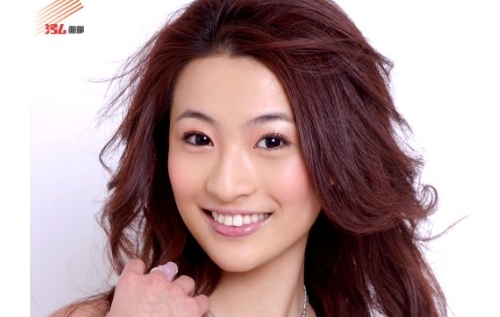 Raymond Lam’s Cousin to Enter TVB? thumbnail