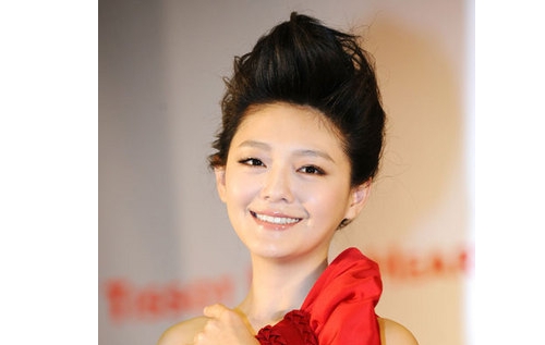Barbie Xu to Hold Wedding Banquet in January thumbnail