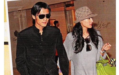 Cecilia Cheung Shows Off Valentine’s Gift from Nic Tse thumbnail