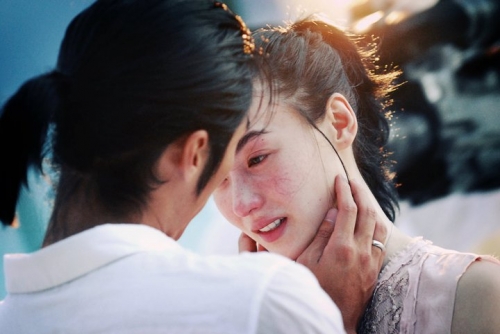Nicholas Tse and Cecilia Cheung Reveal Wedding Pictures thumbnail