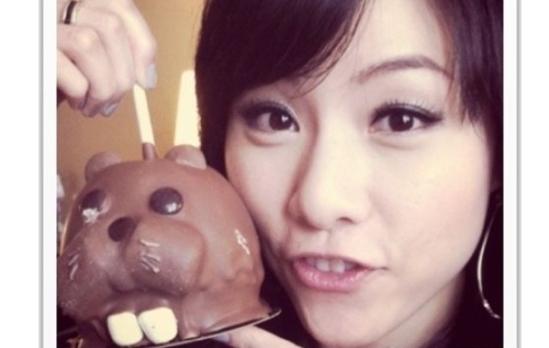 Stephy Tang Featured As Special Guest Of Charity Singing Contest Held In Vancouver thumbnail