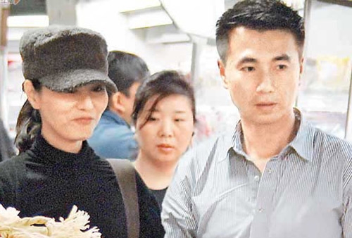 Joyce Tang Spotted With New Love Interest thumbnail