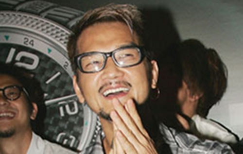 Make-up Artist, Rick Chin, Takes Care of Lucas and Quintus Tse thumbnail