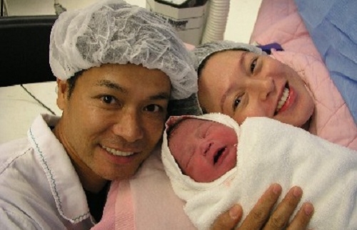 Roger Kwok’s Baby Daughter Arrived! thumbnail