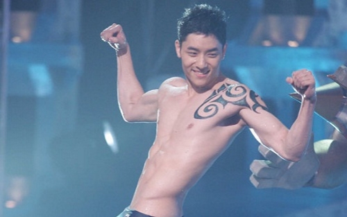 2011 Mr. Hong Kong, Clayton Li, Will Not Sign With TVB thumbnail