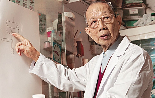 Obituary: Renown Program Host, Ken Tsang, Died at 86-Years-Old thumbnail