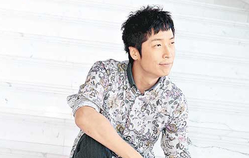 Mona Fong Expresses Anger Over TVB’s Talent Drain; Wants Steven Ma to Stay thumbnail