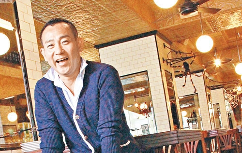 Bowie Lam: The Rightful TV King Who Refuses To Be Obsequious To Anyone thumbnail