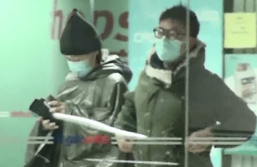 Joey Yung and Wilfred Lau’s Disguises Fail; Paparazzi Crashes Date ...