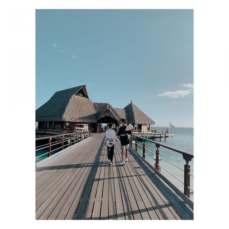 Laurinda Ho and Shawn Dou Share a Vacation Kiss